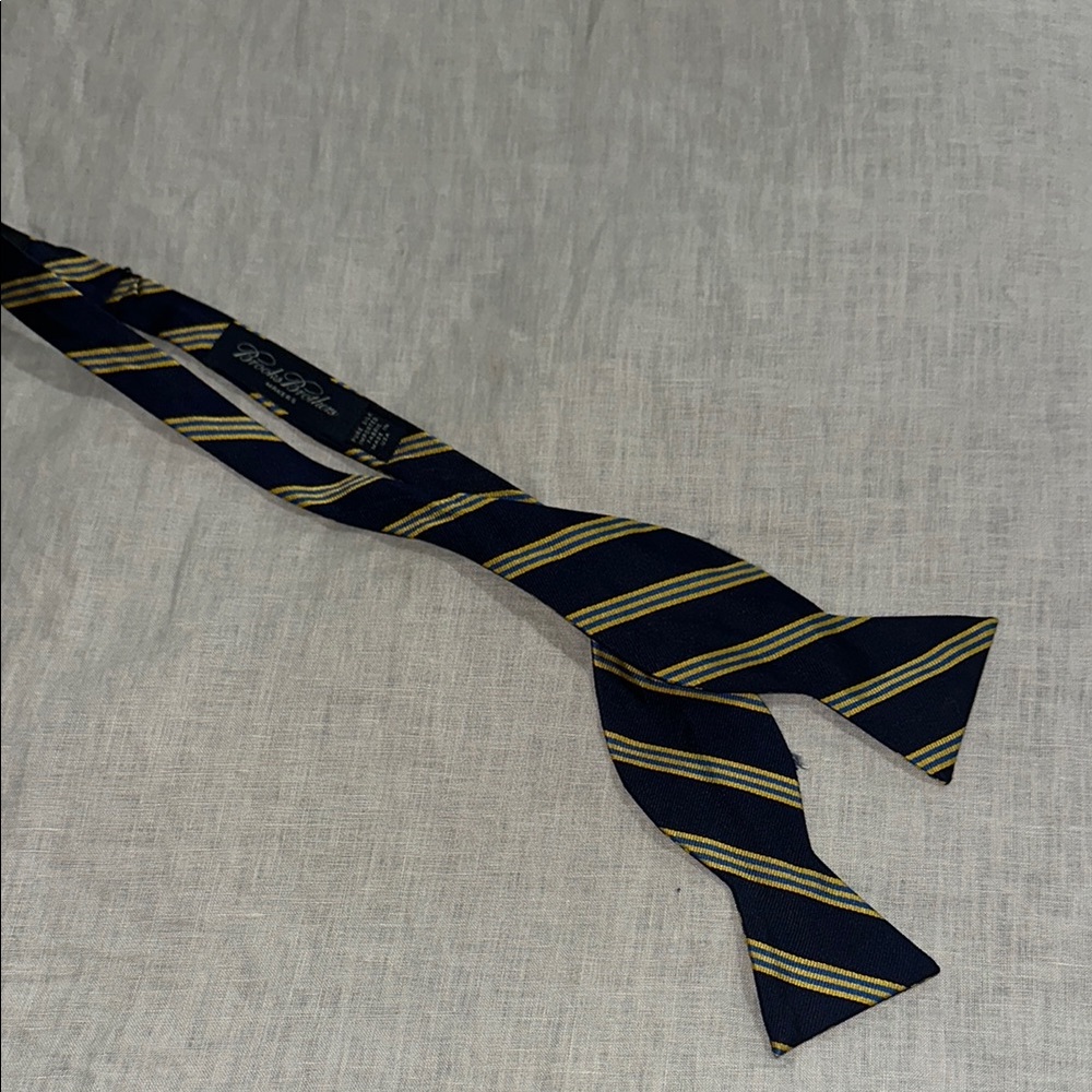 Brooks Brothers Blue and Gold Silk Bow Tie